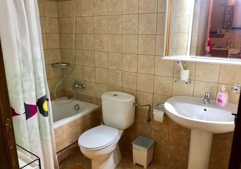 Photo of Bathroom in Karpenisi