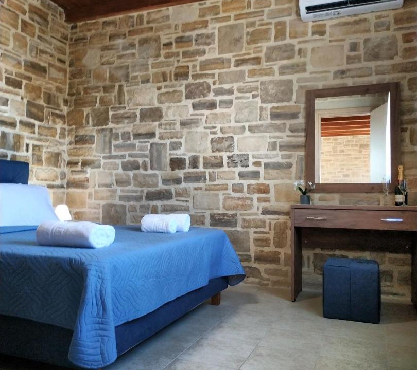 Photo of Bedroom in Triopetra