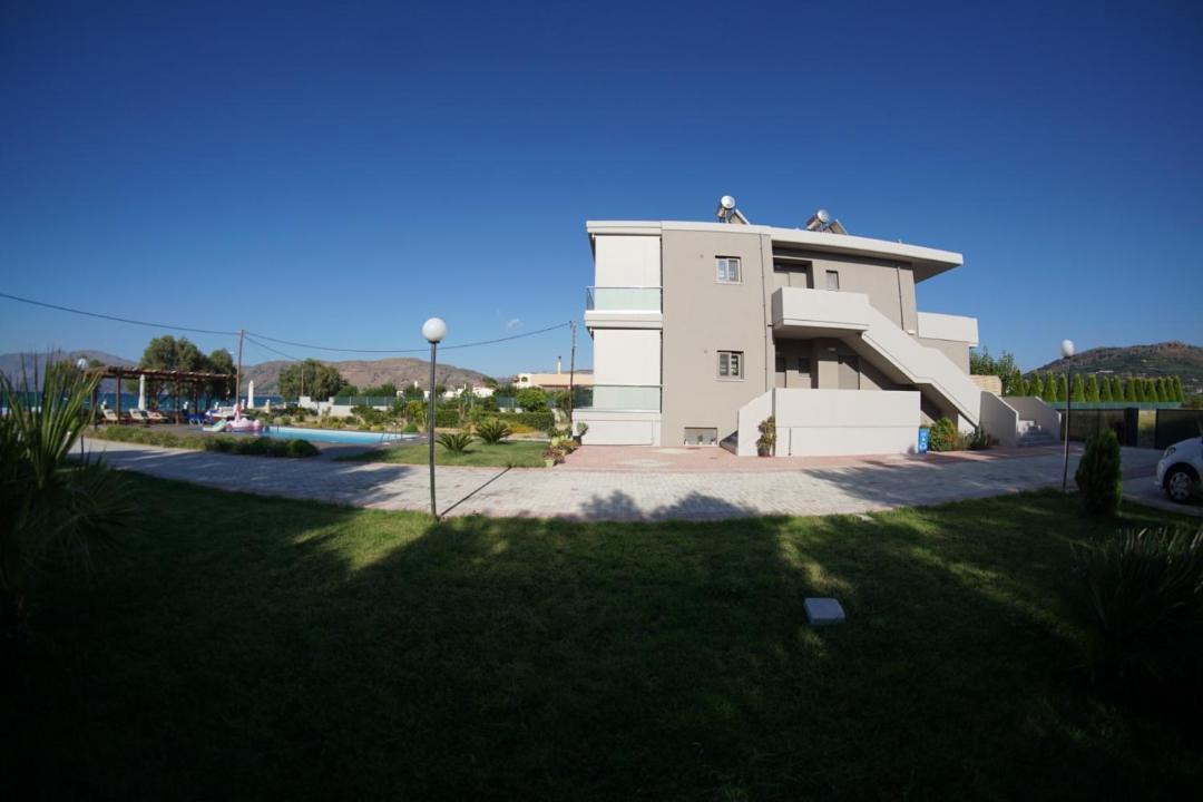Photo of Others in Nopigia