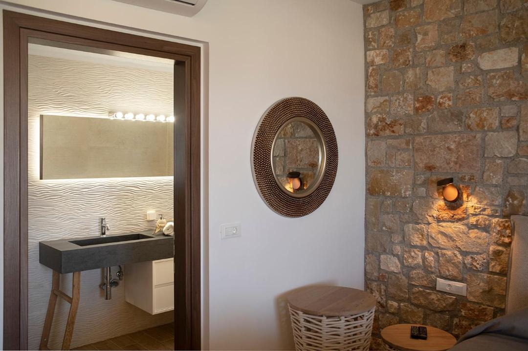 Photo of Others in Pefkos