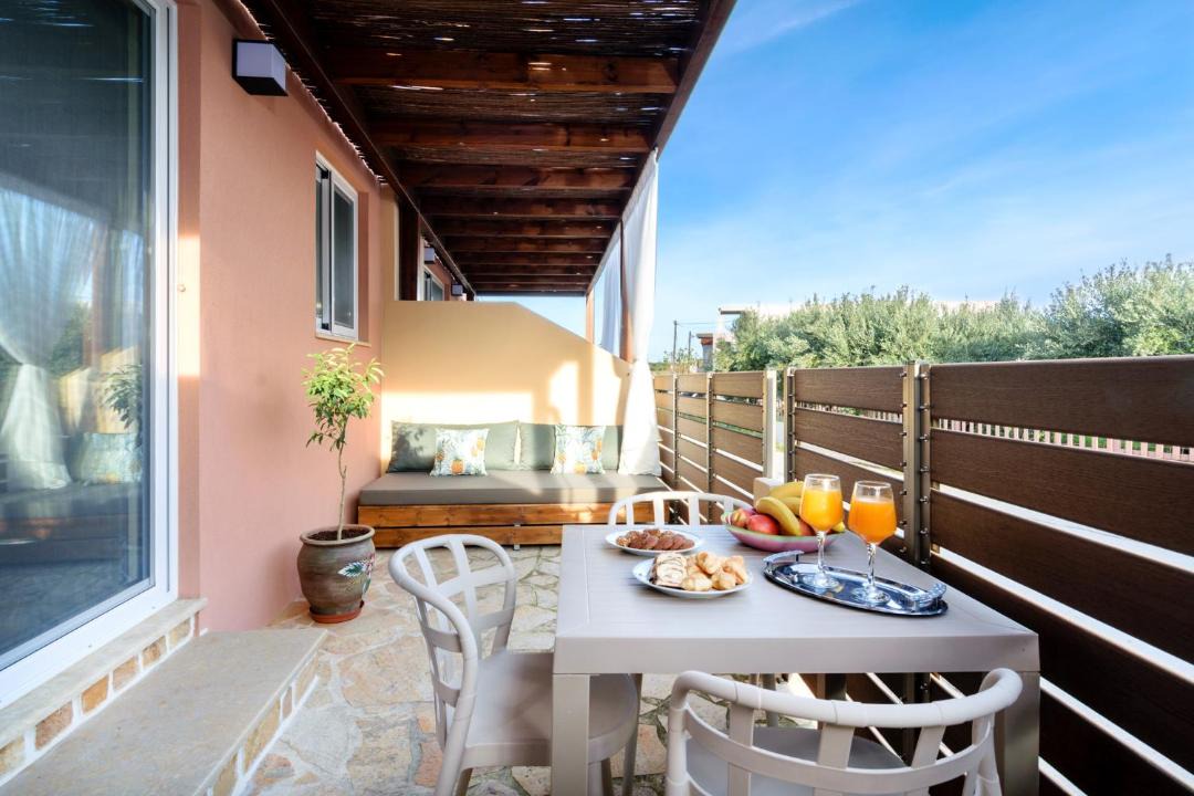 Photo of Patio Balcony in Platanos