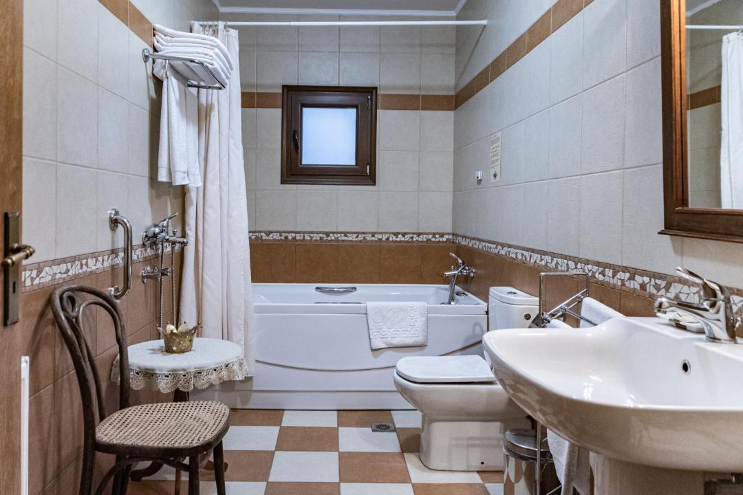 Photo of Bathroom in Karpenisi