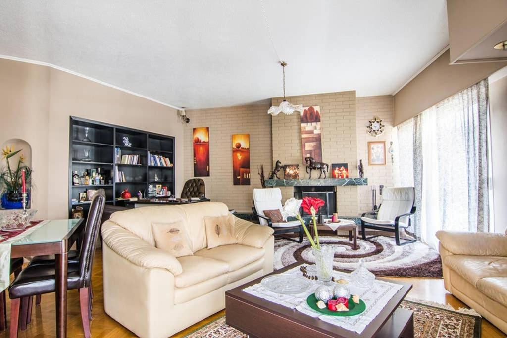 Photo of Livingroom in Nea Smirni