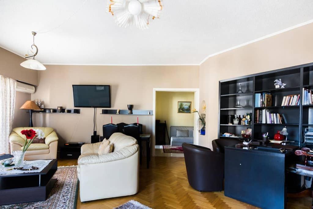 Photo of Livingroom in Nea Smirni