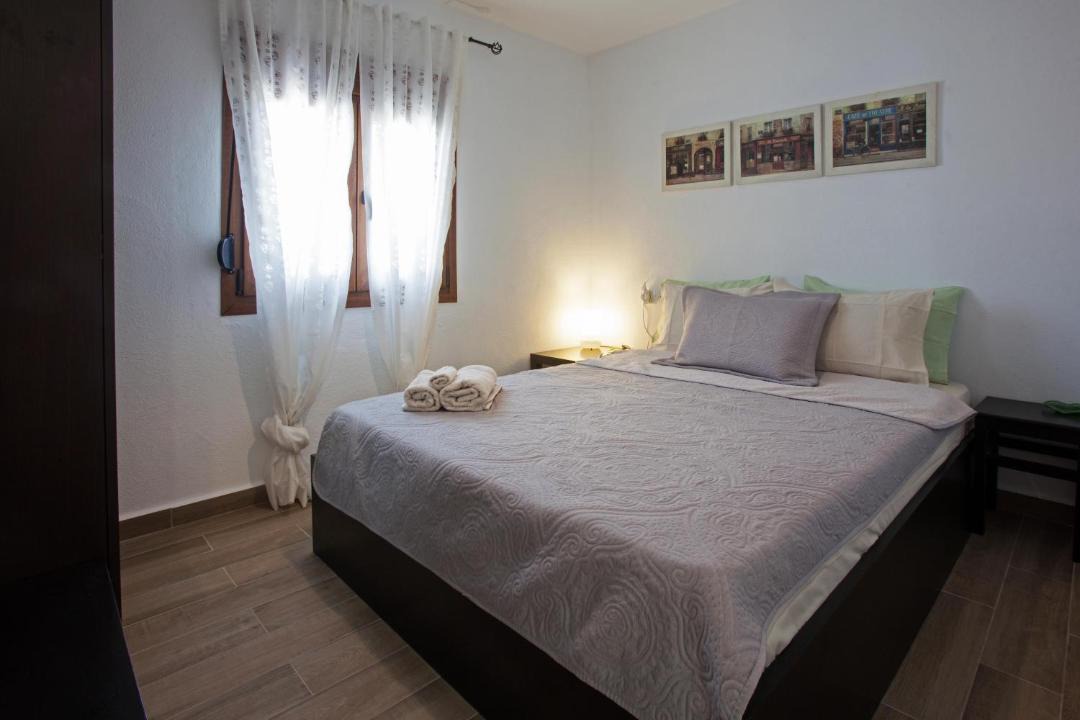 Photo of Bedroom in Makri