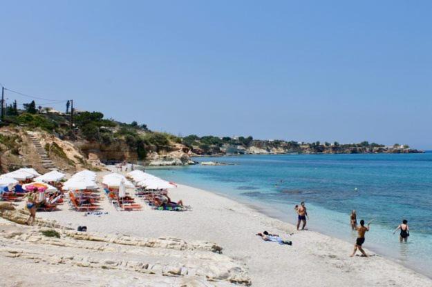 Photo of Human In Picture in Limenas Chersonisou