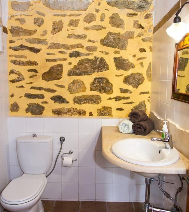 Photo of Bathroom in Mirsini