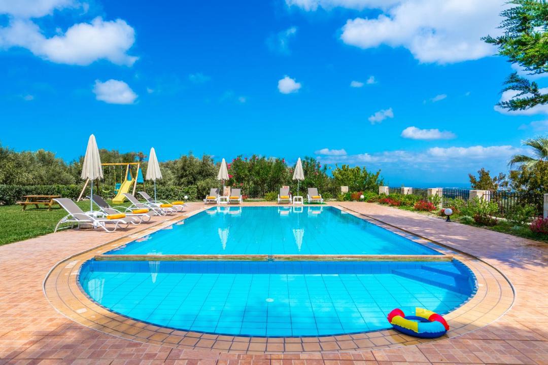 Photo of Others in Kirianna