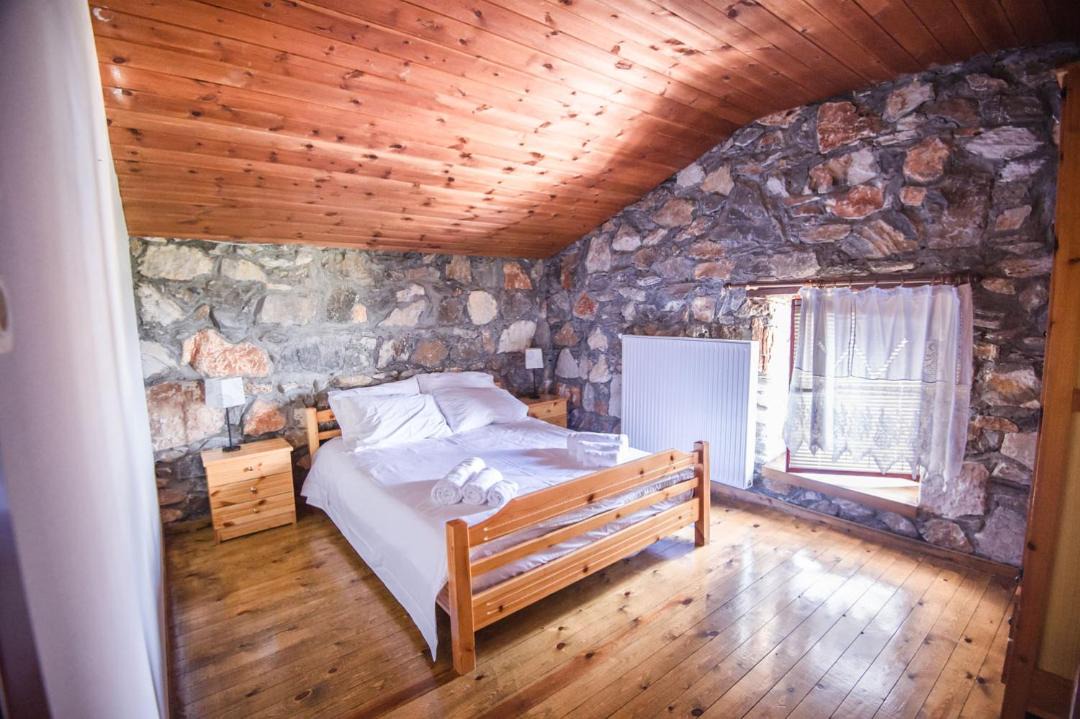 Photo of Bedroom in Dio-Olympos