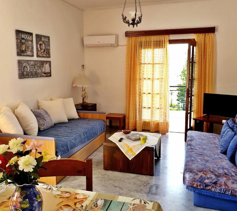 Photo of Others in Loutra Oraias Elenis