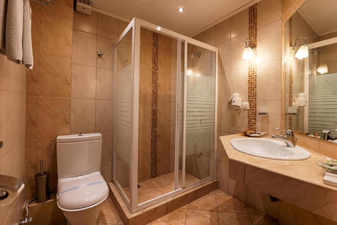 Photo of Bathroom in Maniakoi