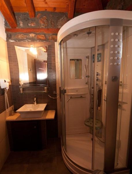Photo of Bathroom in Aghios Athanasios