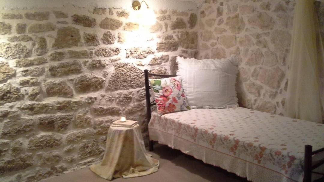 Photo of Bedroom in Kato Diminio