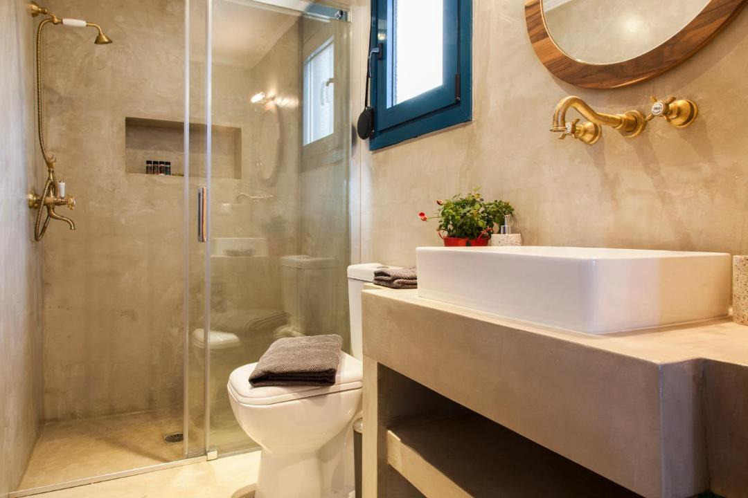 Photo of Bathroom in Evgiros