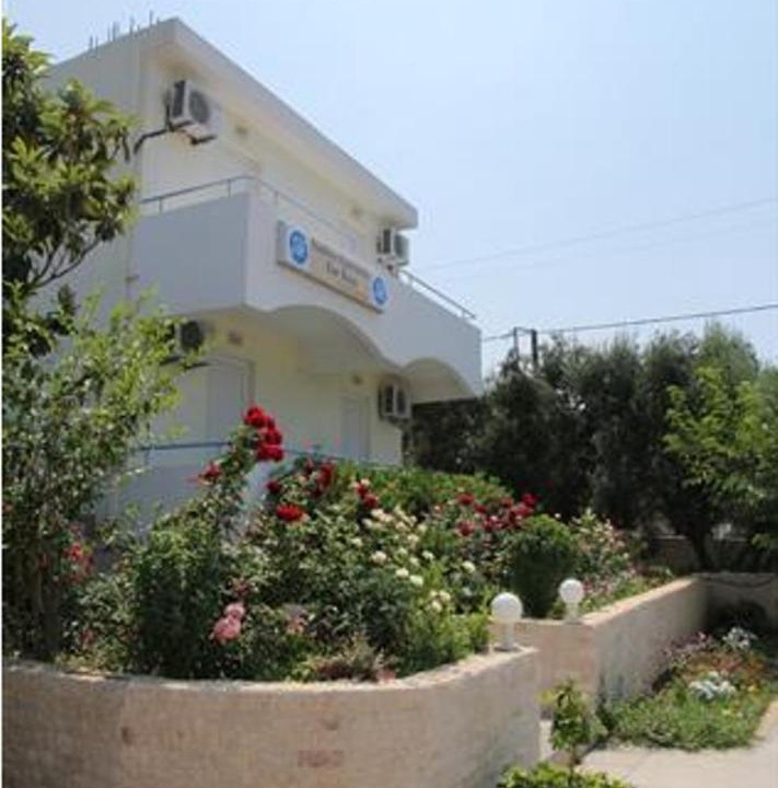 Photo of Buildings in Platanes