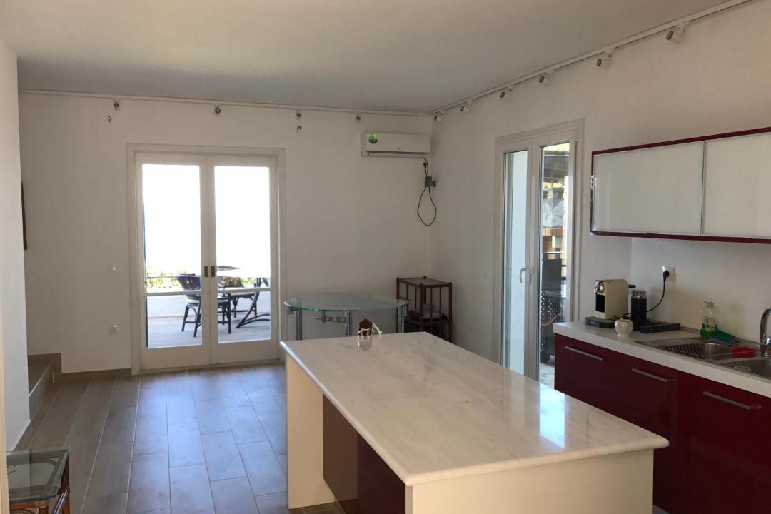 Photo of Others in Parelia