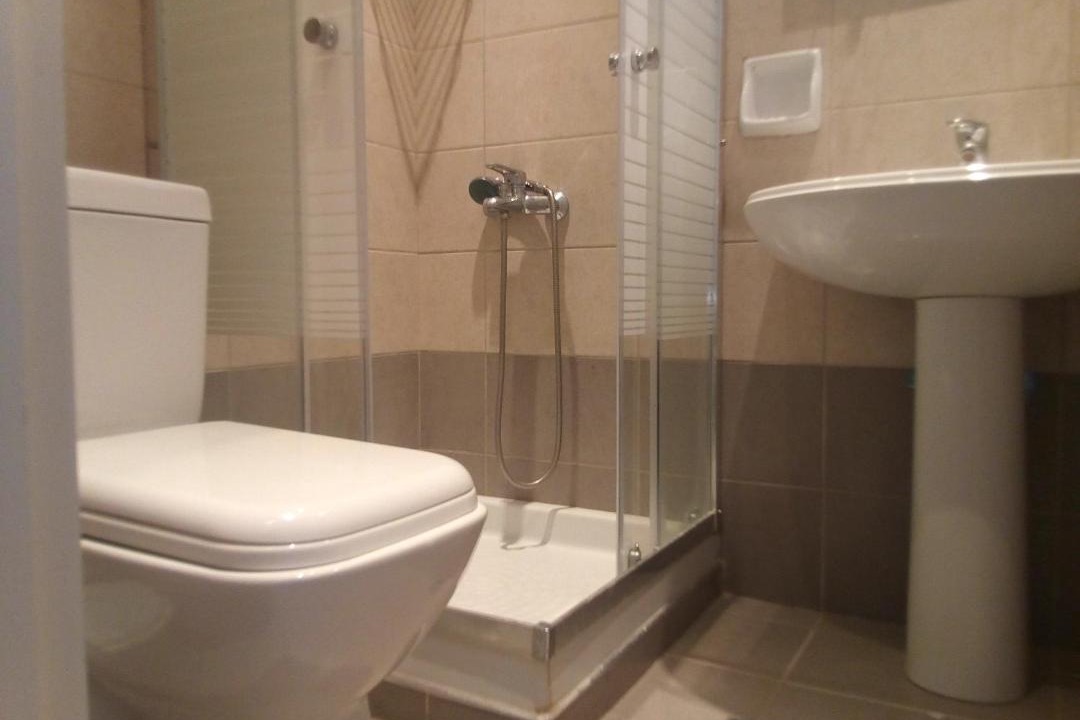 Photo of Bathroom in Gardenos