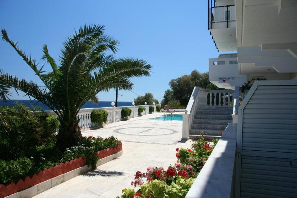 Photo of Others in Katarraktis