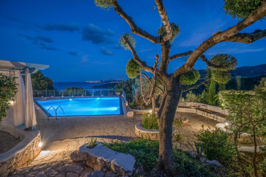 Photo of Others in Askos