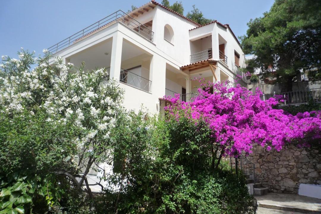 Photo of Buildings in Votsi