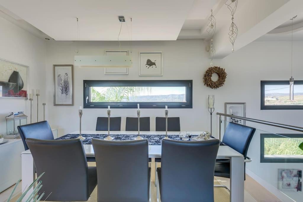 Photo of Livingroom in Afandou