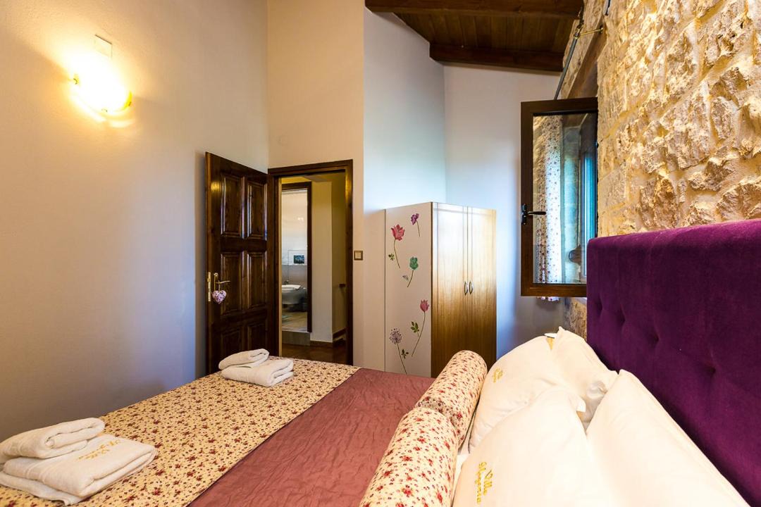 Photo of Bedroom in Atsipopoulo