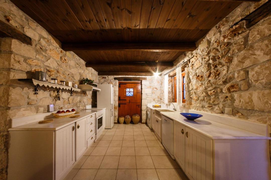 Photo of Others in Askos