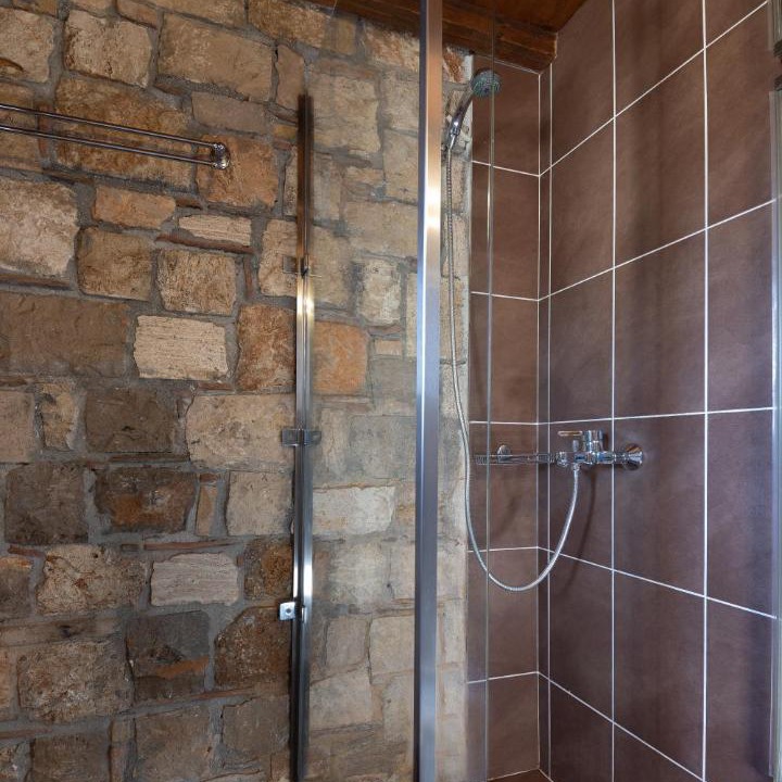 Photo of Bathroom in Assos-Lechaio