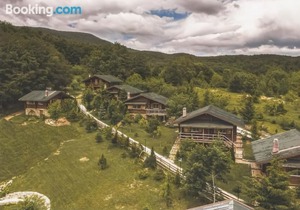 Sfendamos Wood Village