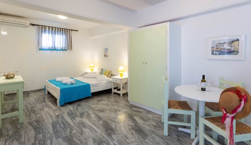 Economy Studio, 1 Queen Bed
