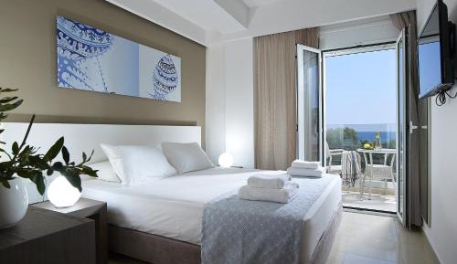 Standard Apartment with Partial Sea View