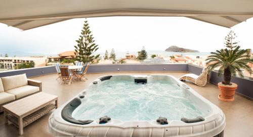 Junior Suite with hot tub and Sea View