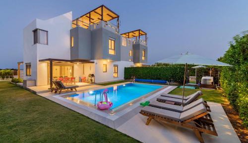 Four-Bedroom Villa with Private Pool