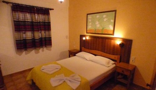 Studio (2 Adults)
