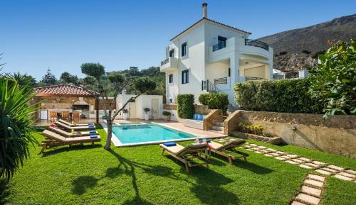 Villa with Private Pool