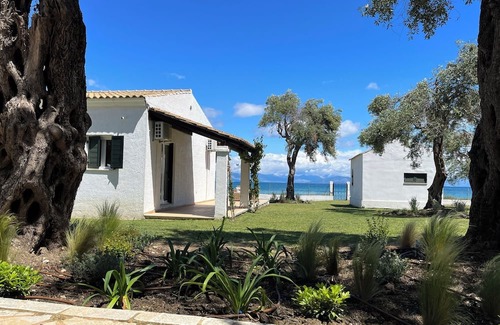 Messonghi House | Beachfront Villa Valentine Corfu