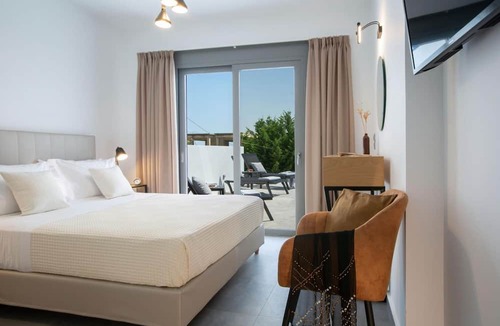 Apolpaina Villa | Aloft Luxury - Villa Lefkia with heated pool