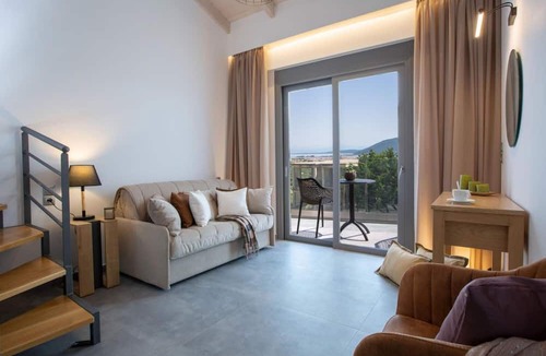 Apolpaina Villa | Aloft Luxury - Villa Lefkia with heated pool