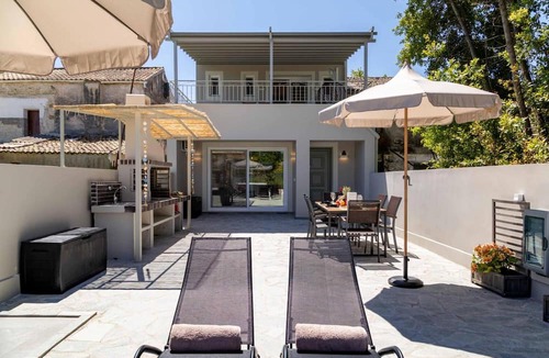 Potamos Villa | Villa 'Aggelle' with Private Terrace, Wi-Fi and Air Conditioning